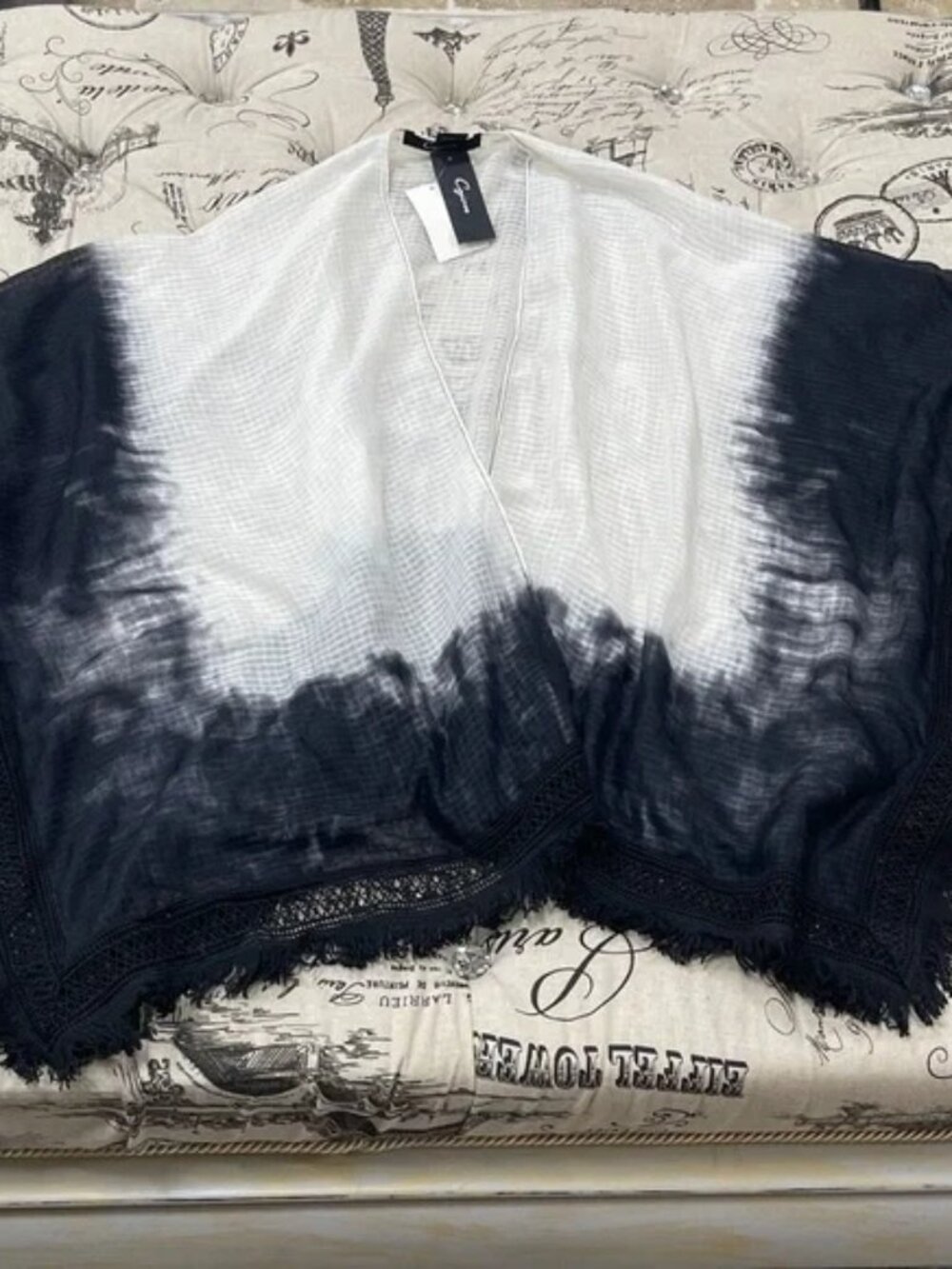 Cejon Women’s Cove Up Patterned Shawl